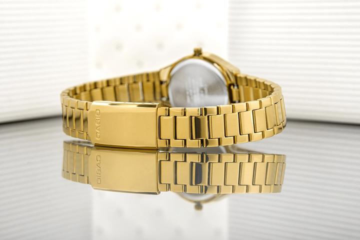 Casio LTP-1170N-7ARDF | Watches for Women Pakistan