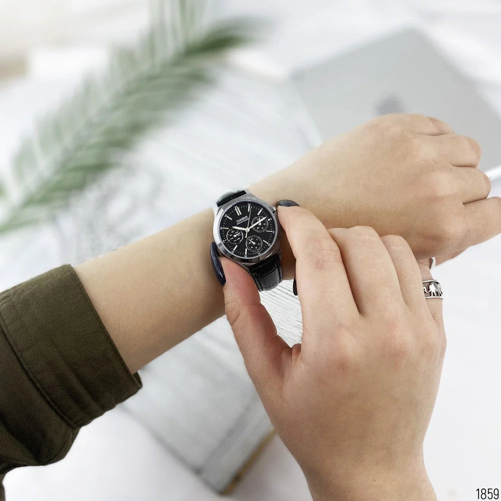 Casio LTP-V300L-1AUDF | Watches for Women