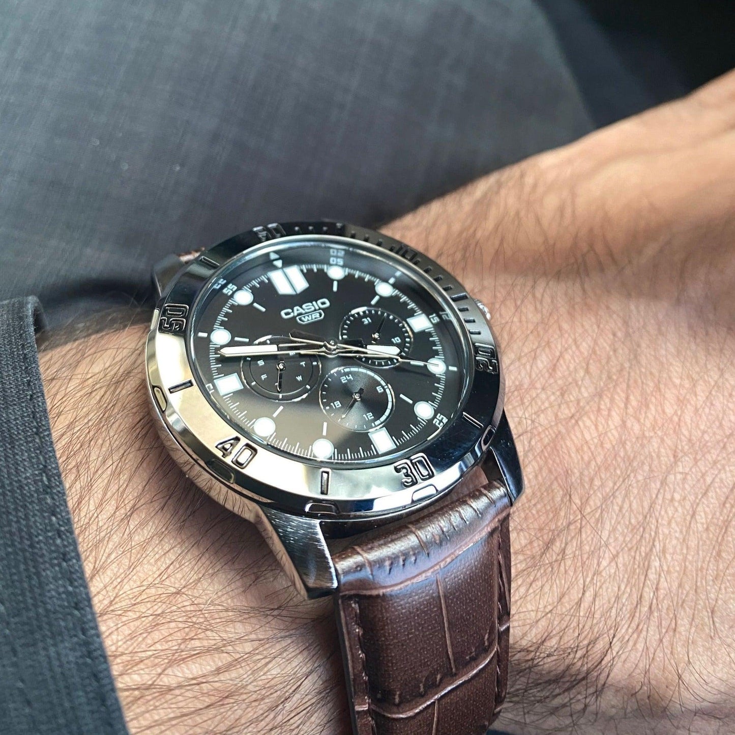 Casio MTP-VD300L-1EUDF | Watches for Men