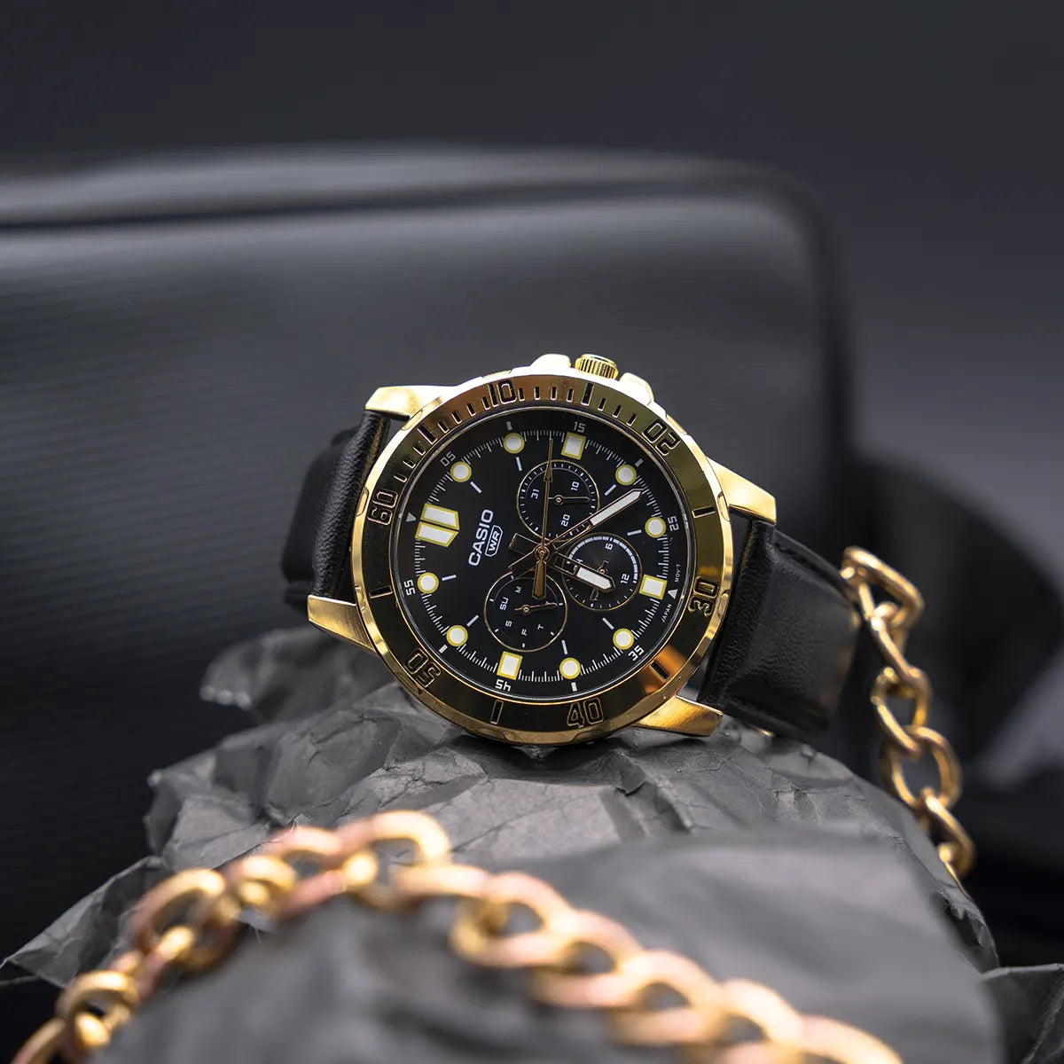 Casio MTP-VD300GL-1EUDF | Watches for Men