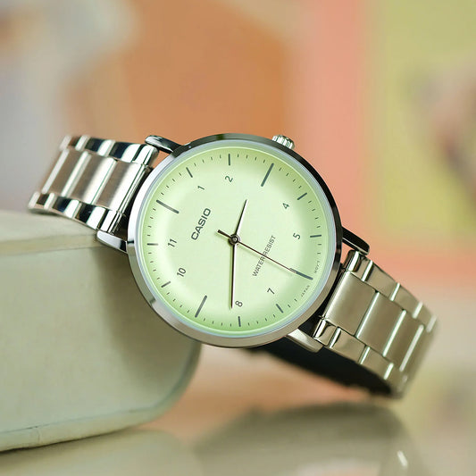 Casio LTP-VT03D-3BDF | Watches for Women