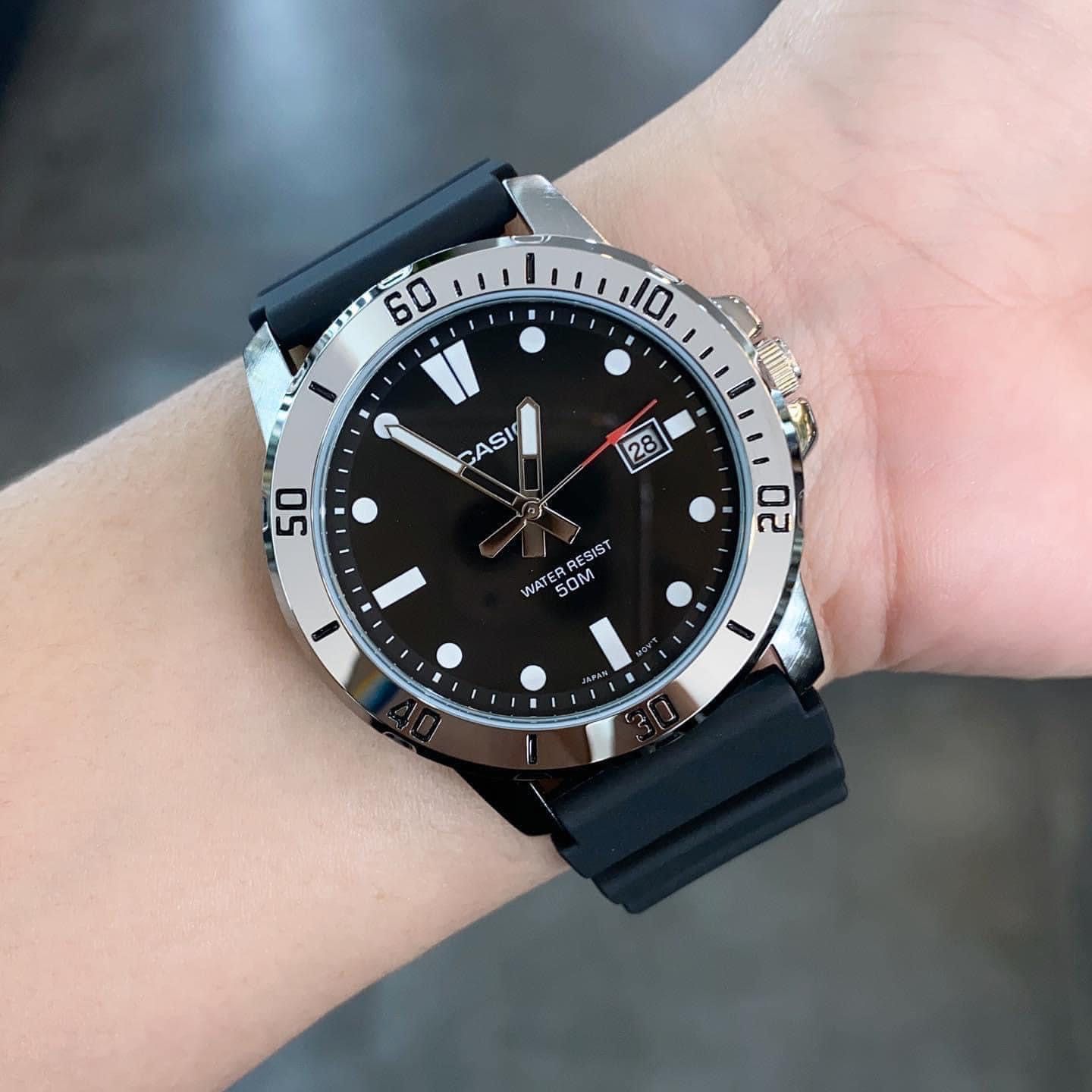 Casio MTP-VD01-1EVUDF | Watches for Men