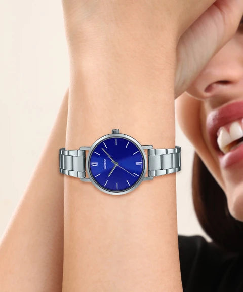 Casio LTP-VT02D-2AUDF | Watches for Women Pakistan