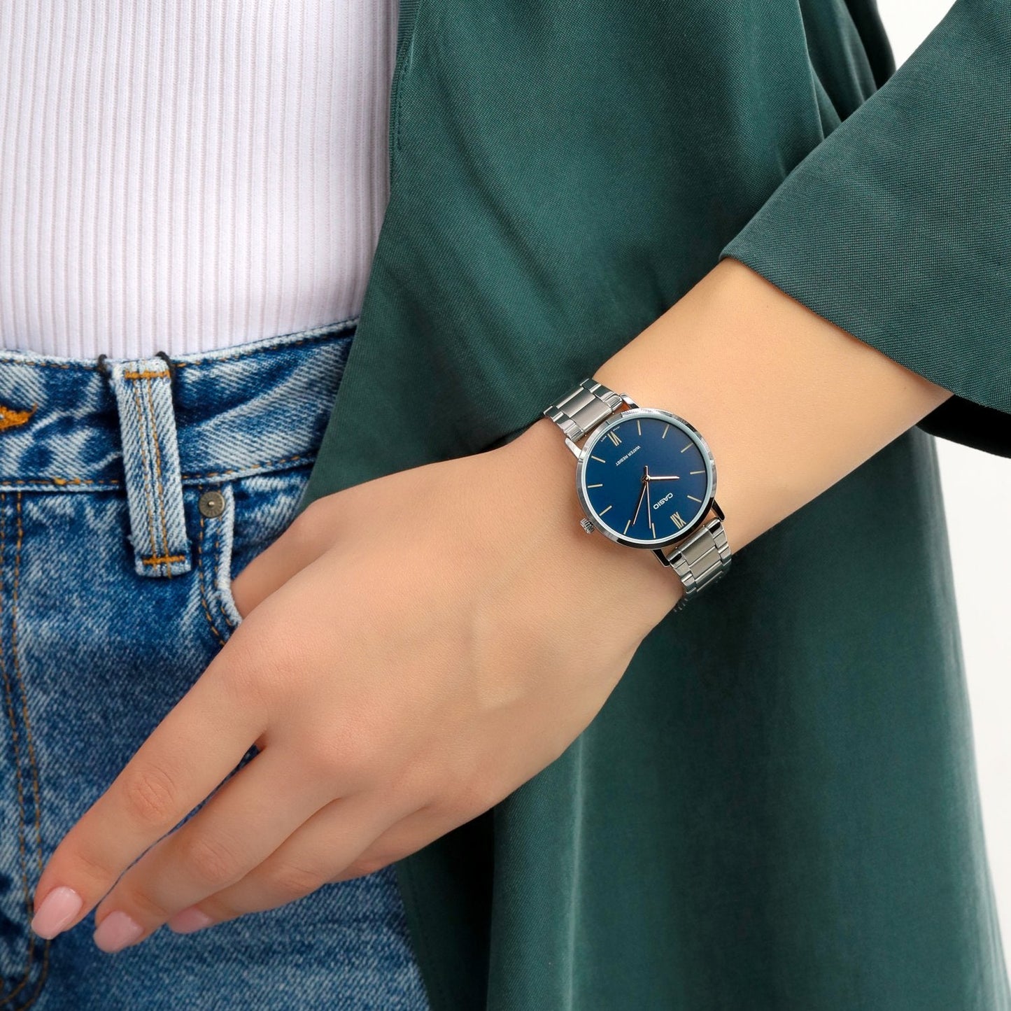 Casio LTP-VT01D-2BUDF | Watches for Womens Pakistan