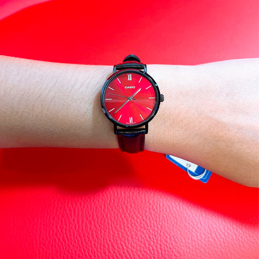 Casio LTP-VT02BL-4AUDF | Watches for Women Pakistan